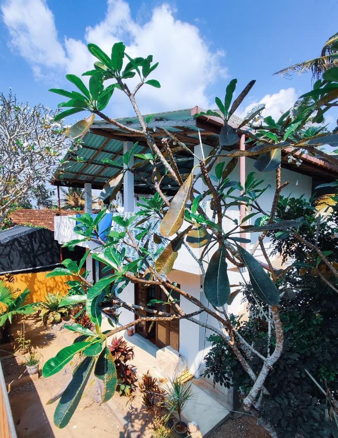 Tiger Villa Midigama East Exterior photo
